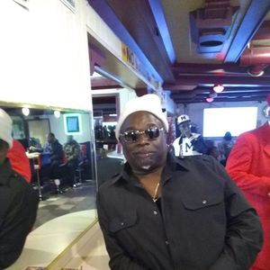 Meet your Posher, Curtis